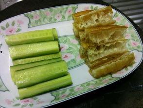 吃瓜吃油条  第2张