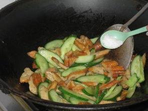 吃瓜吃油条  第3张