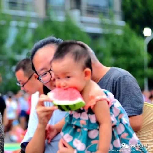 含吃瓜的头像女 第3张 含吃瓜的头像女 第3张