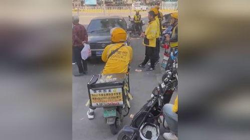 骑手正在吃瓜图片