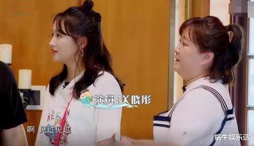 红领巾吃瓜爆料lisa,揭秘Lisa背后的故事