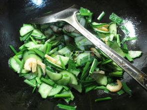 小瓜韭菜怎么吃,美味营养两不误